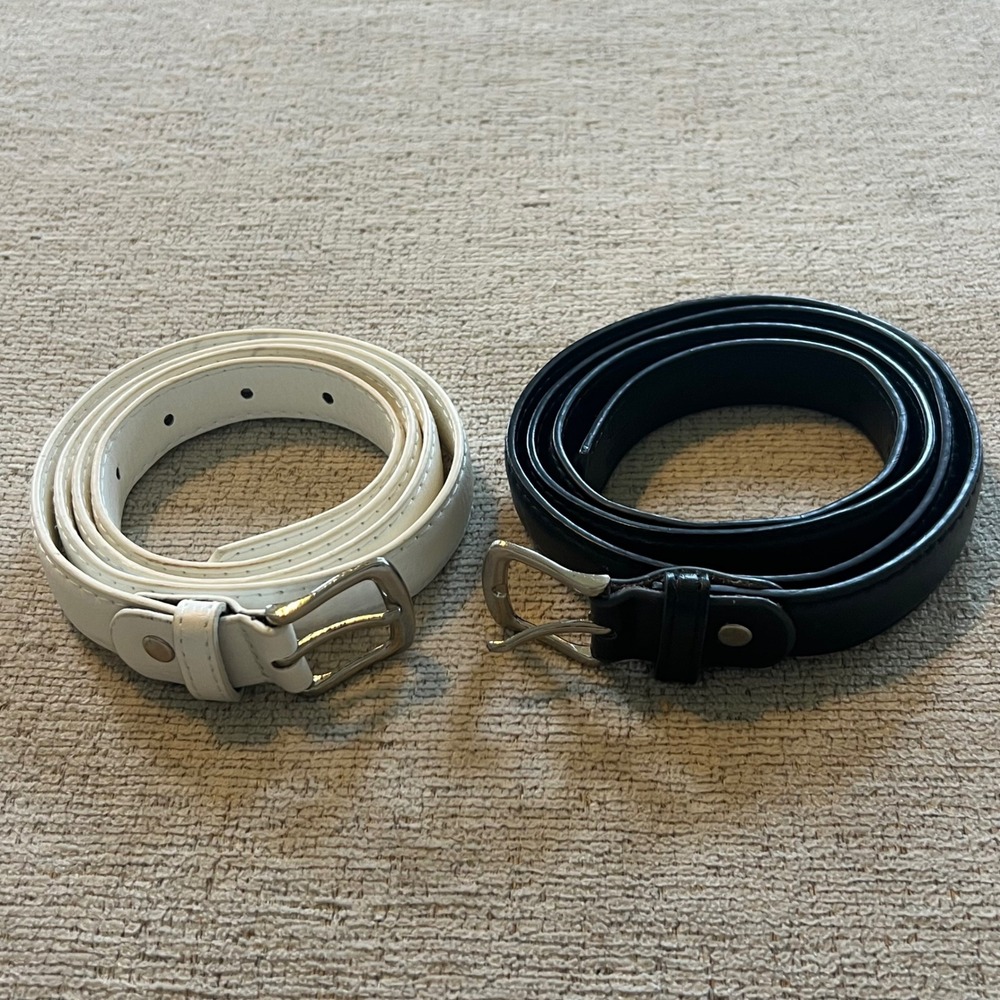 MaiKun‎ Set 2 Skinny Belts Black and White Faux Leather Silver Buckle 46.5 Inch